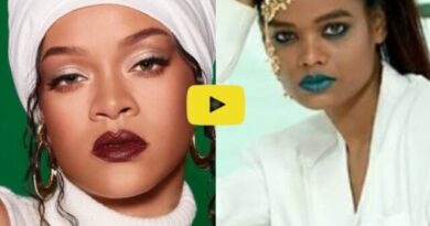 Singer Rihanna lookalike